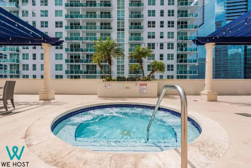 We Host - Amazing Condo Brickell With Ocean-Pool View Miami Buitenkant foto