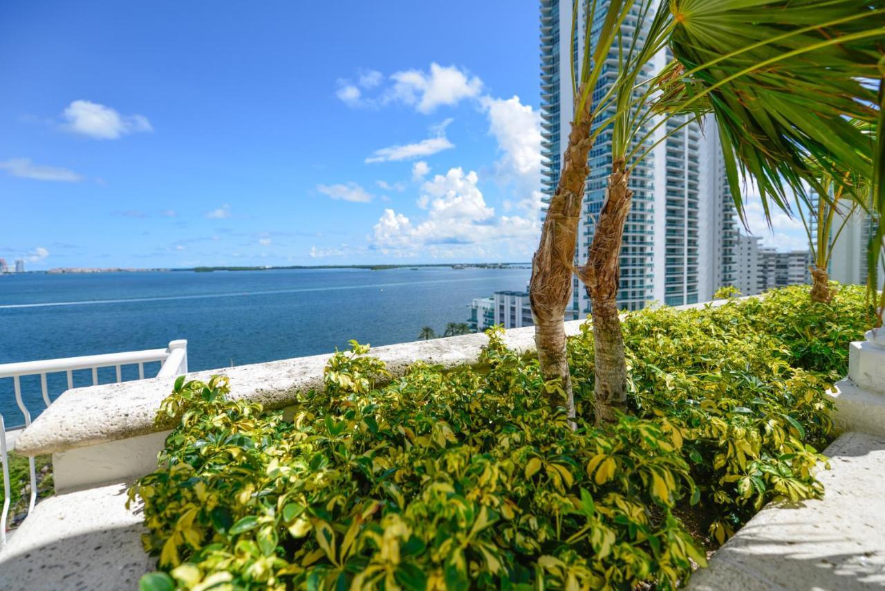 We Host - Amazing Condo Brickell With Ocean-Pool View Miami Buitenkant foto